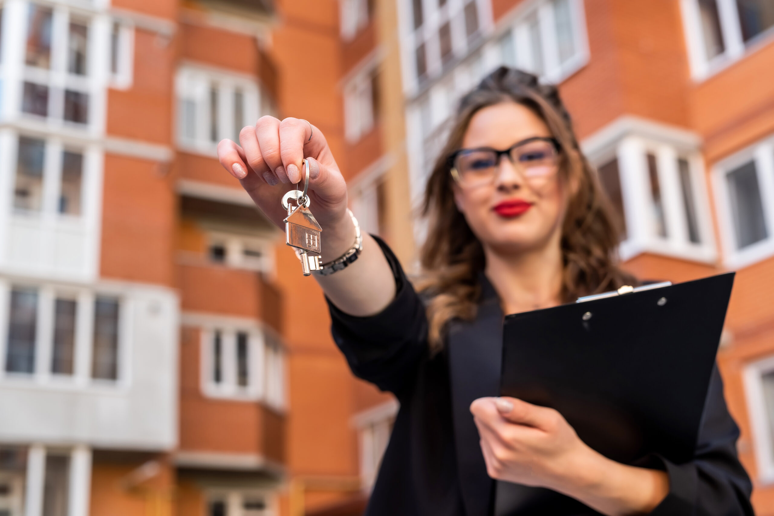 Как понять, сколько стоит продажа квартиры в рекламе?